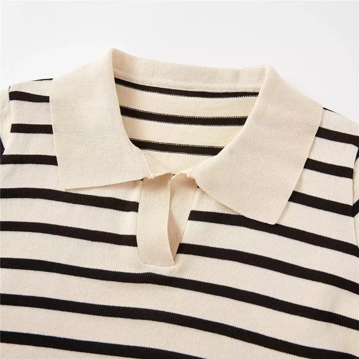 OEM 工場カスタム夏デザイナーストライプレディースニットウェアニットシャツトップスセーターカーディガン女性のための