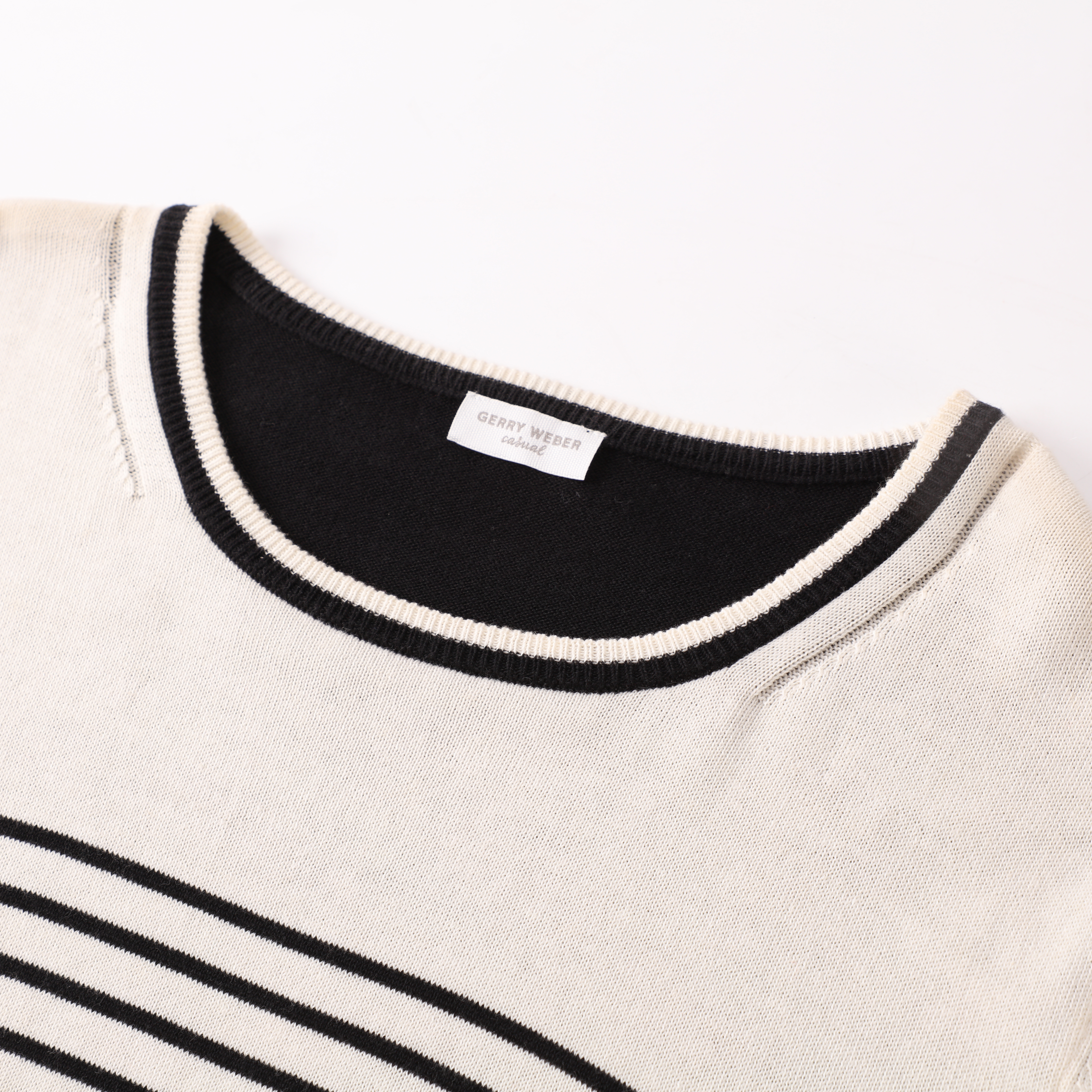 秋冬 OEM カスタムファッションストライプ長袖女性レディースプルオーバーニットセーター