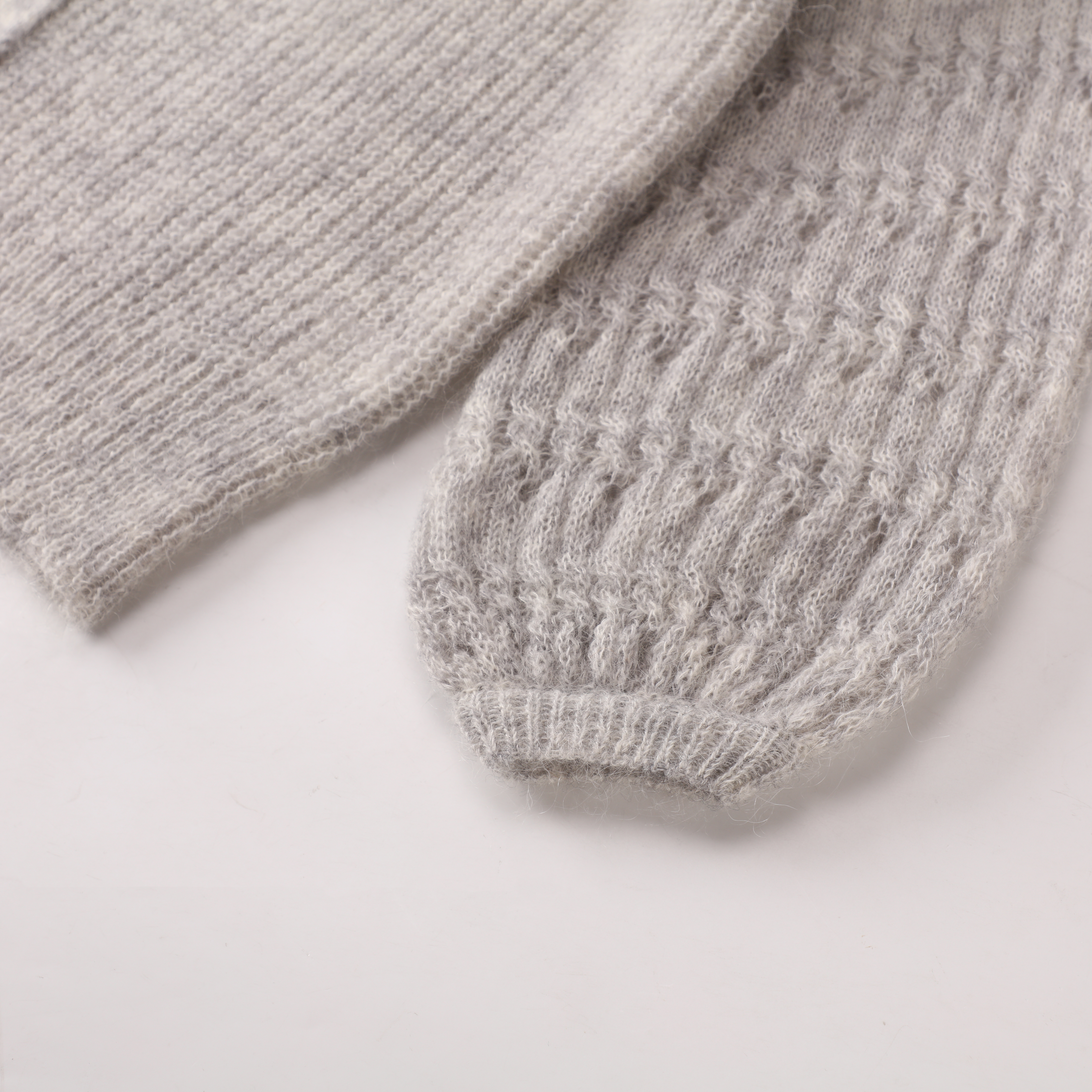 冬 OEM カスタムグレー長袖 V ネック女性ソフトウールニットトップセーターカーディガン女性のための