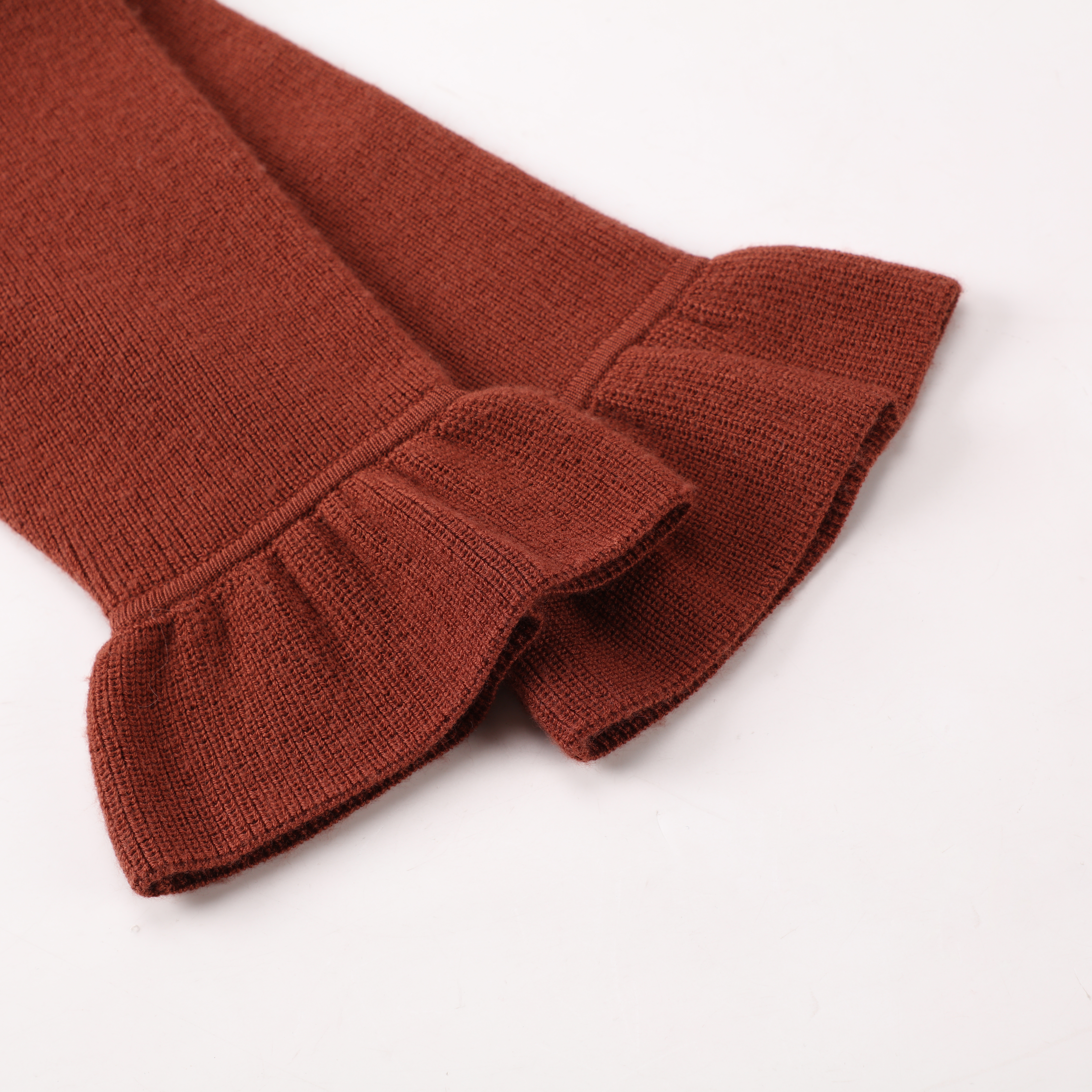 冬の OEM カスタム レッド フリル スリーブ V ネック女性レディース プルオーバー ニット セーター