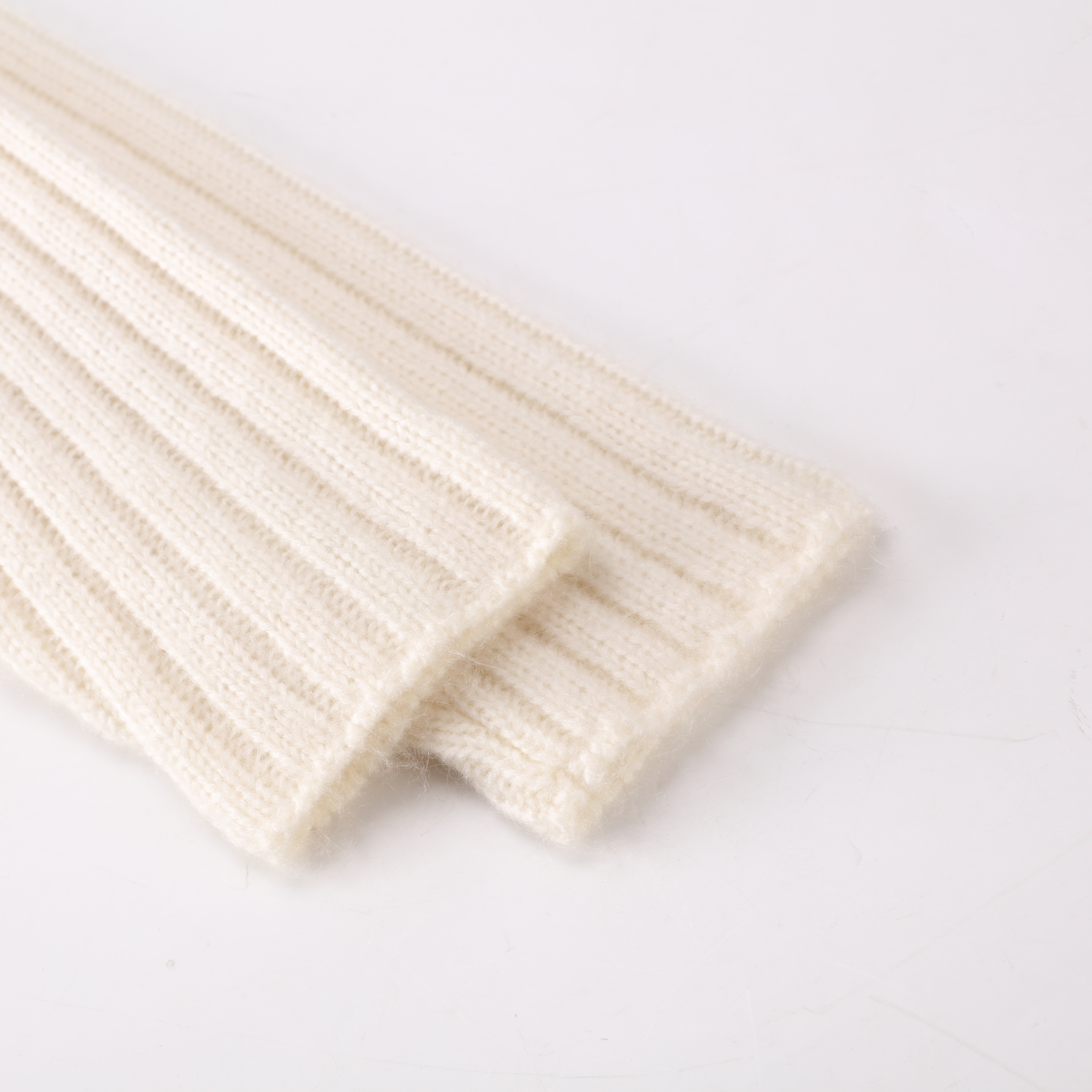 秋冬 OEM 工場カスタム ベージュ長袖 O ネック女性レディース プルオーバー ニット セーター