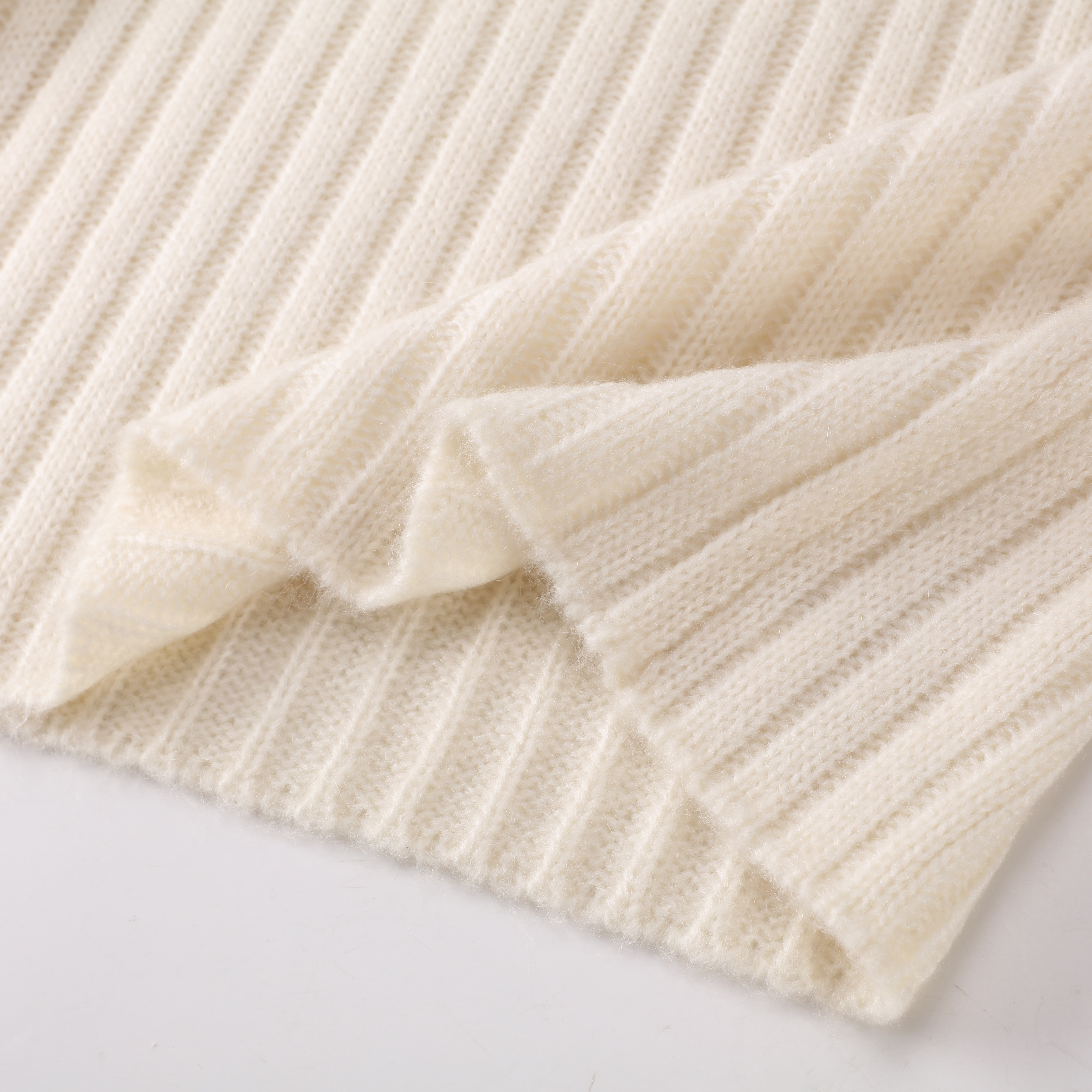 秋冬 OEM 工場カスタム ベージュ長袖 O ネック女性レディース プルオーバー ニット セーター