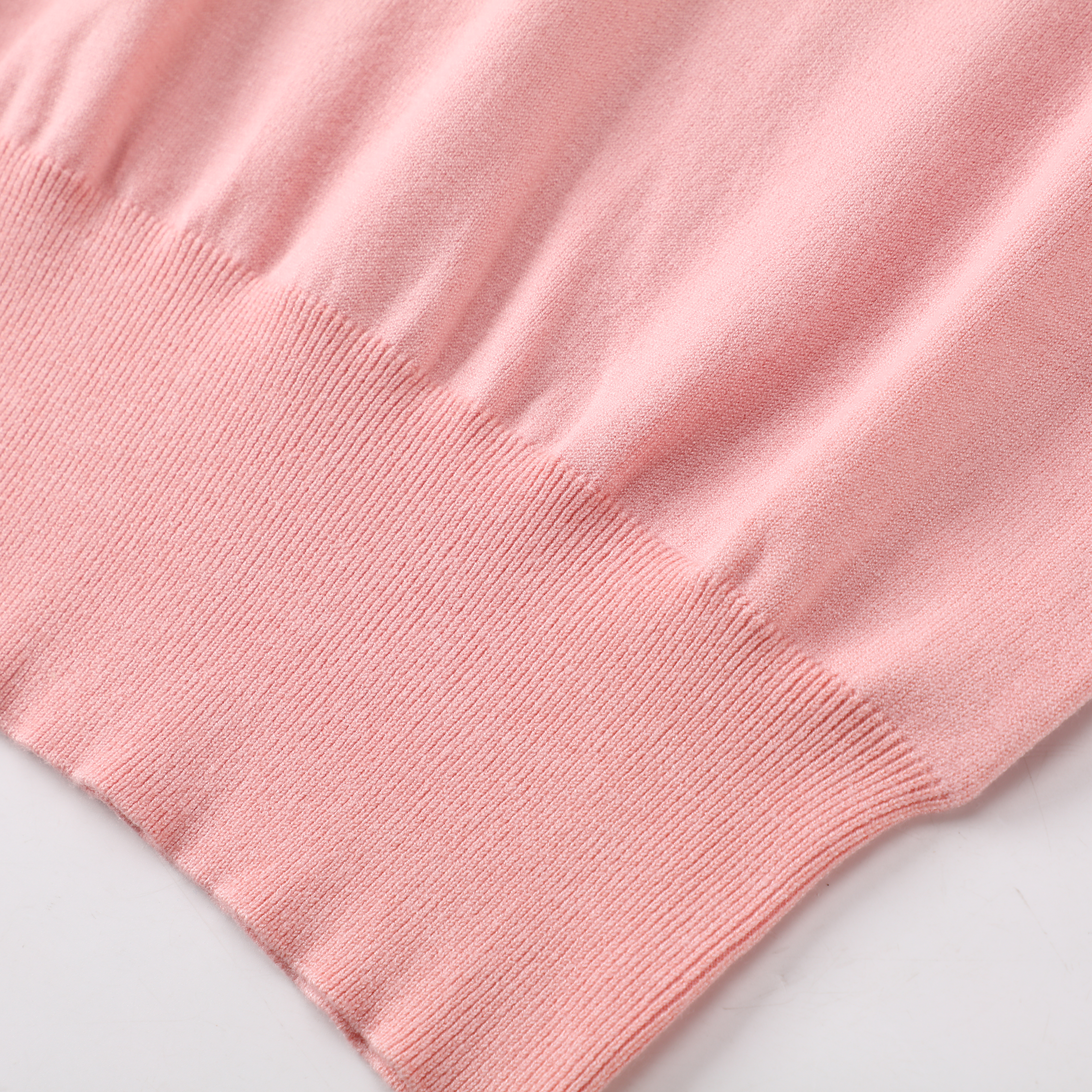 春秋 OEM カスタム ピンク半袖 O ネックプリント女性レディースプルオーバーニットセーター